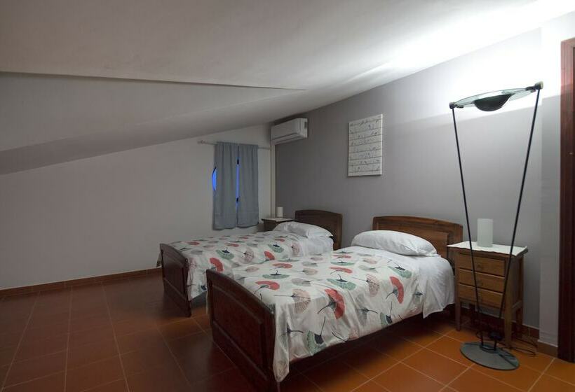 اتاق استاندارد چهار تخته, Villapiana Country House