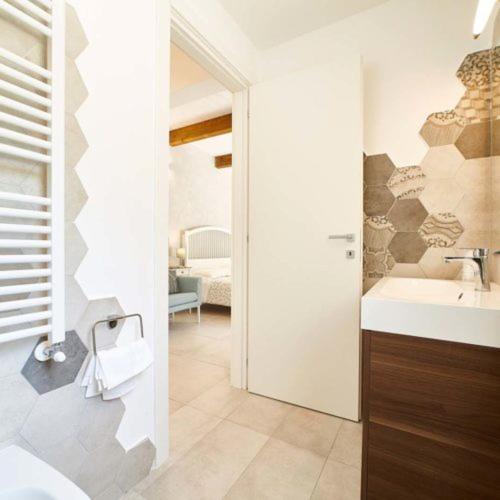 اتاق خانوادگی, Villapiana Country House