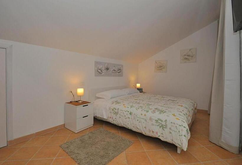 اتاق استاندارد چهار تخته, Villapiana Country House