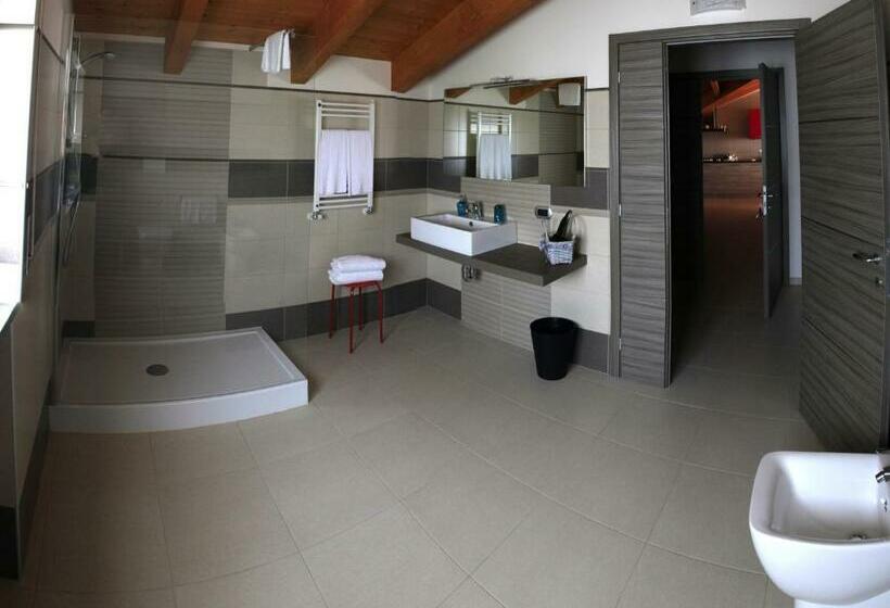 带阳台的豪华间, B&b Alba In Langhe