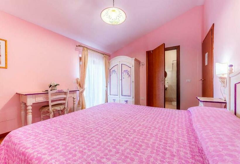 Номер Стандарт, B&b Capriccio