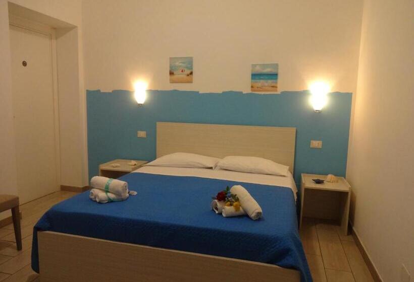 חדר סטנדרט לשלושה, Il Vecchio Pescatore