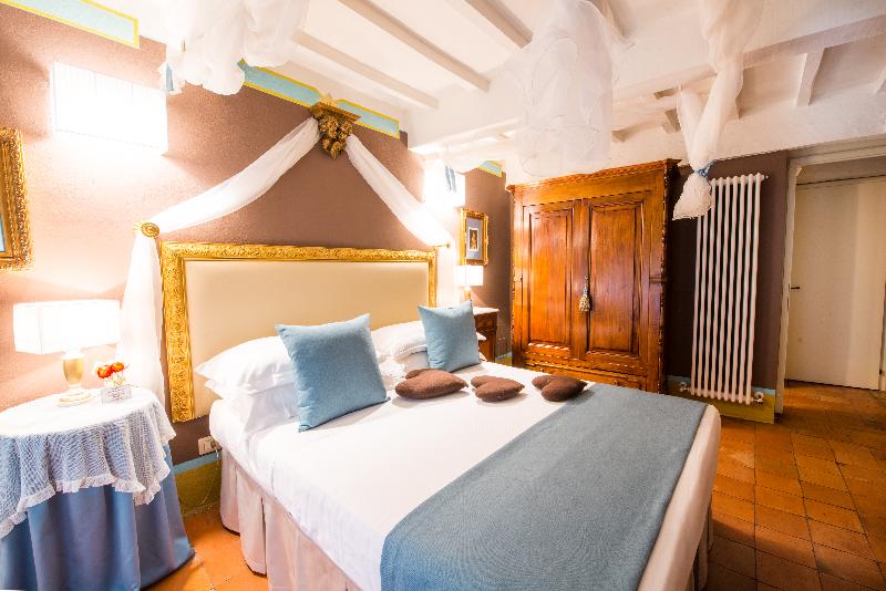 Номер Стандарт с Балконом, Torre Giardino Segreto B&b  Borgo Capitano Collection   Albergo Diffuso