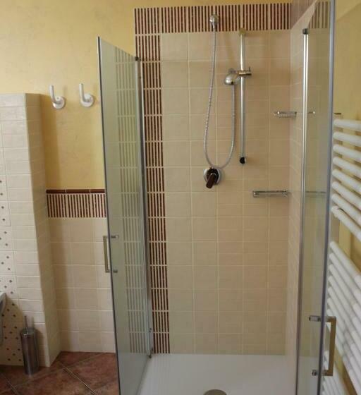 חדר סטנדרט מותאם לאדם עם מוגבלויות, Baglio Borgesati