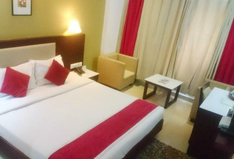 デラックスルーム, Hills Park