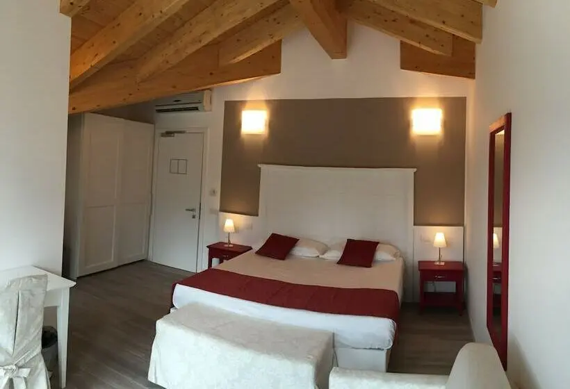 Juniorsviitti Parveke, Resort Le Vele