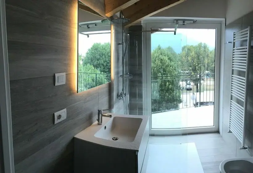 Juniorsviitti Parveke, Resort Le Vele