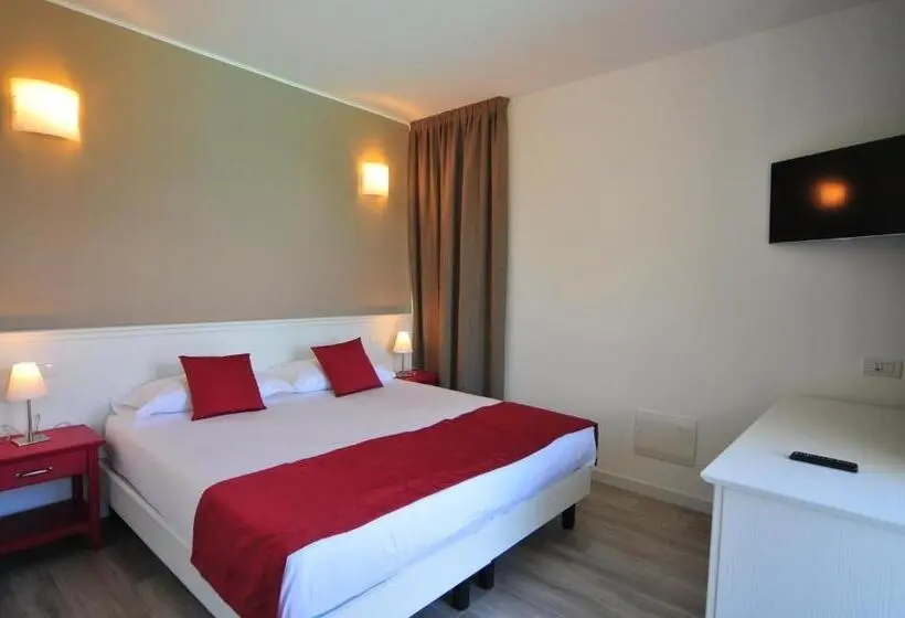 Standard-huone Järvinäkymä, Resort Le Vele