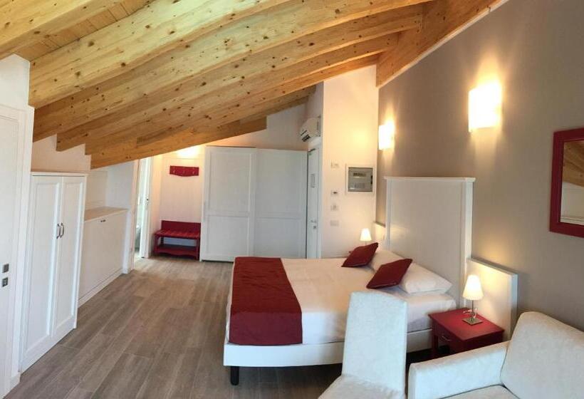 湖の見えるジュニアスイート, Resort Le Vele