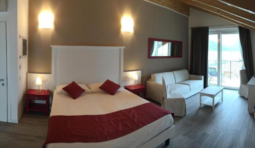 湖の見えるジュニアスイート, Resort Le Vele