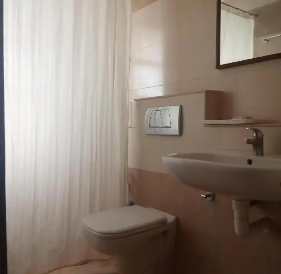 プレミアムルーム, Kohinoor Hotels