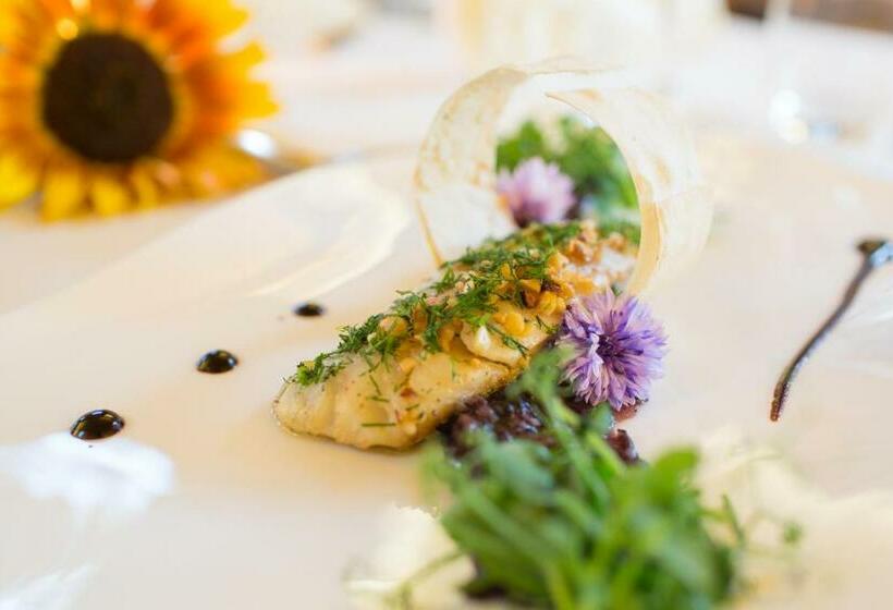 חדר סופריור עם מרפסת, Kräuterhotel Zischghof