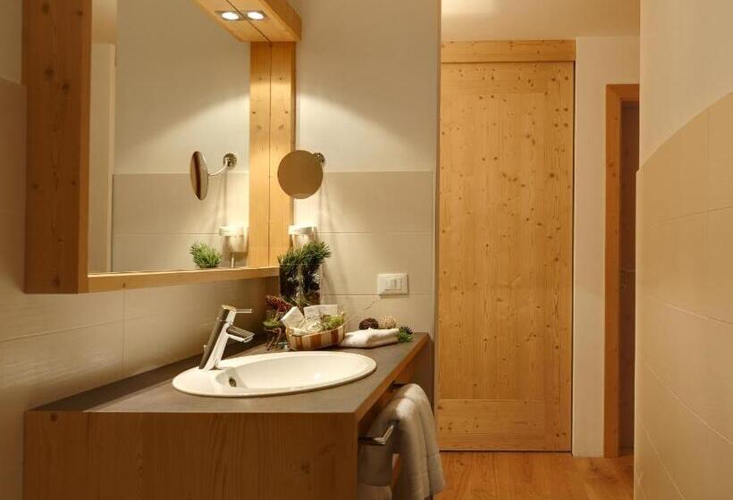 חדר סופריור עם מרפסת, Kräuterhotel Zischghof