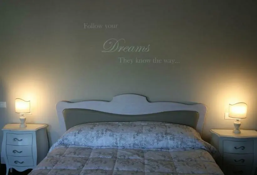 デラックスルーム, La Dimora Di Lara B&b