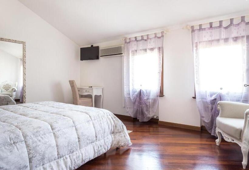 디럭스 룸, La Dimora Di Lara B&b