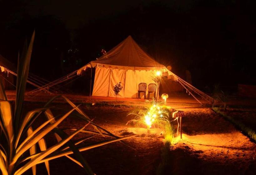 Tenda Padrão, The Narayan Resort