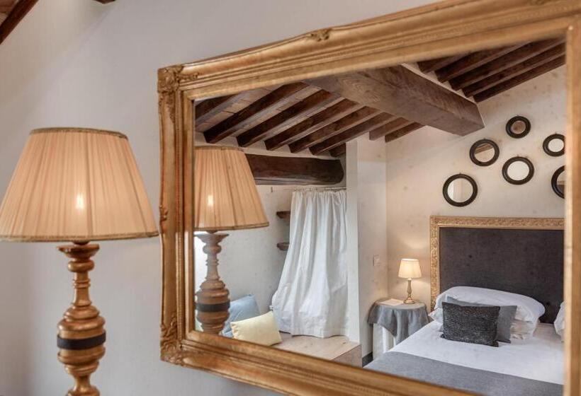 Номер Стандарт, Torre Giardino Segreto B&b  Borgo Capitano Collection   Albergo Diffuso