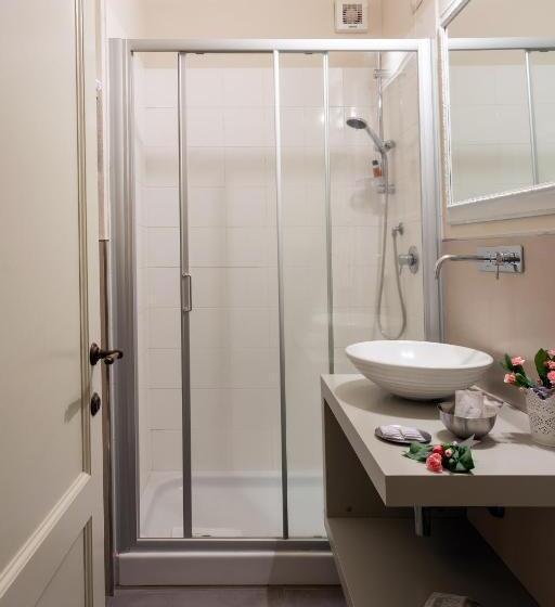 Номер Стандарт Трехместный, Torre Giardino Segreto B&b  Borgo Capitano Collection   Albergo Diffuso