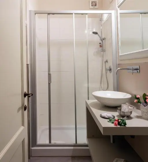 スタンダードトリプルルーム, Torre Giardino Segreto B&b  Borgo Capitano Collection   Albergo Diffuso