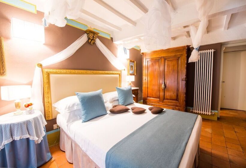 Номер Стандарт с Балконом, Torre Giardino Segreto B&b  Borgo Capitano Collection   Albergo Diffuso