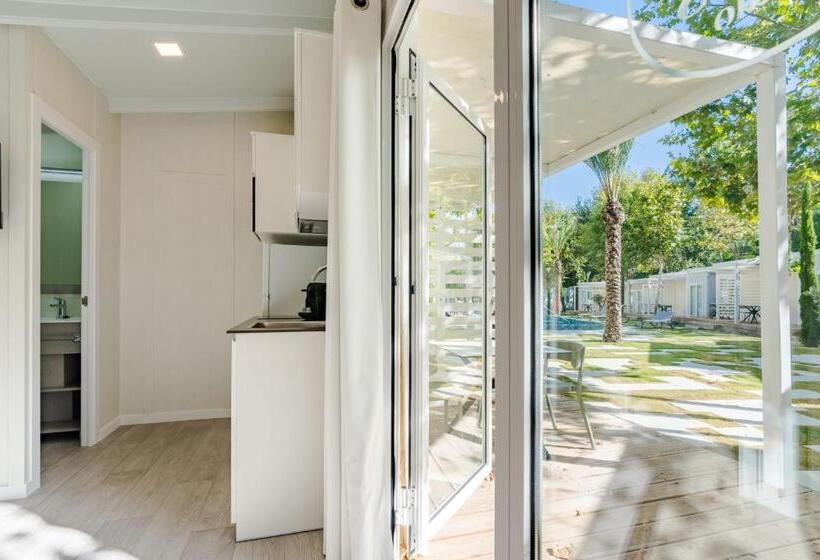 스탠다드 스튜디오, Costa Del Sol Glamping Village