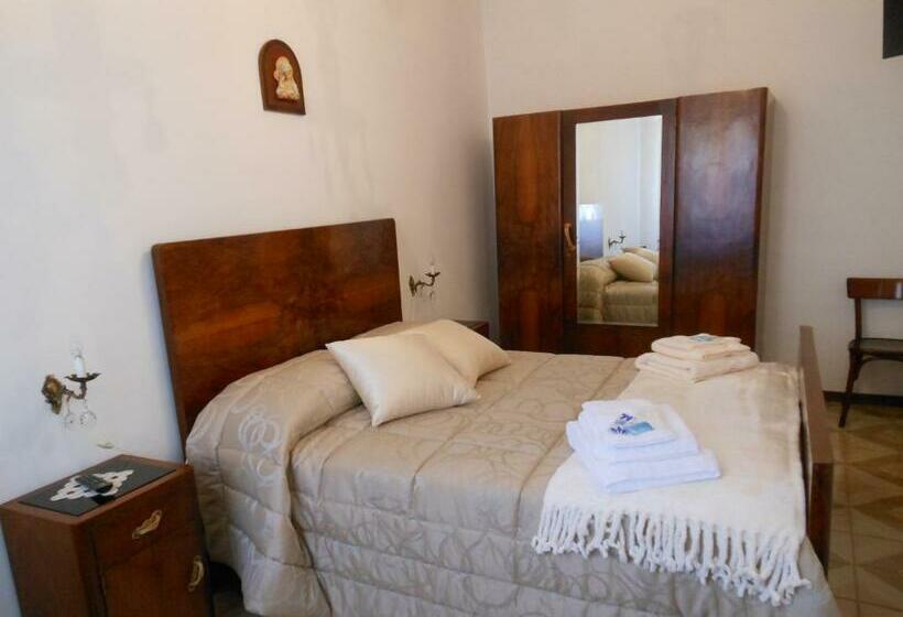 スタンダードルーム, B&b Le Stanze Del Chiostro