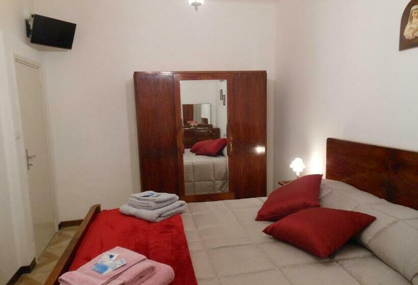 スタンダードルーム, B&b Le Stanze Del Chiostro