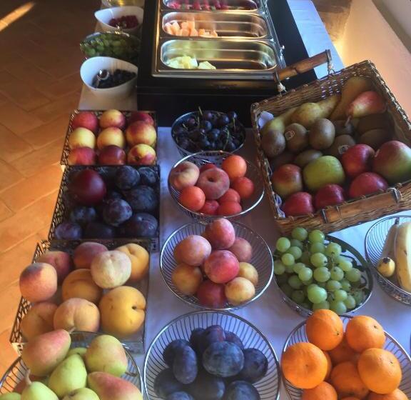 اتاق لوکس با چشم‌انداز باغ, Casa Portagioia