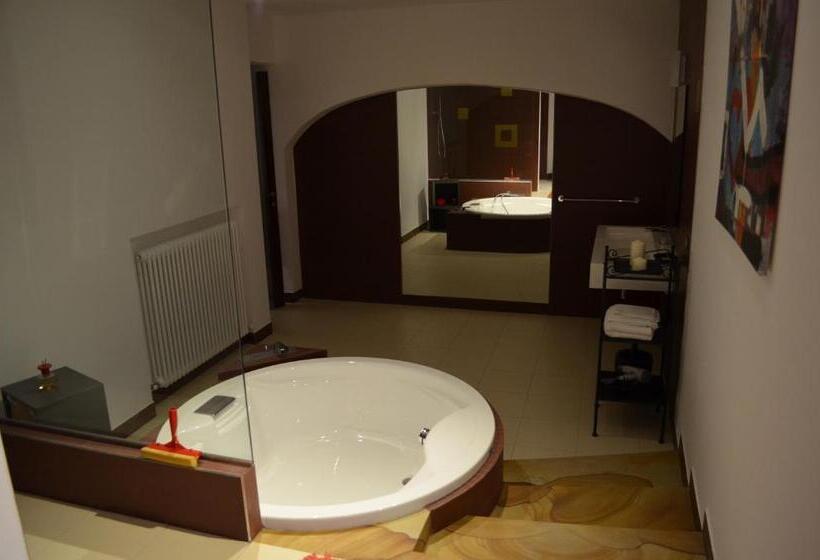 Люкс, La Residenza Piacentina