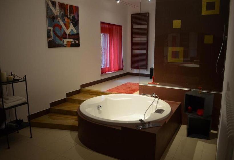 スイート, La Residenza Piacentina