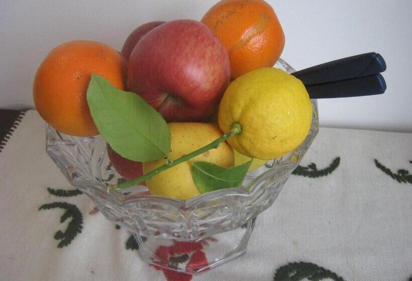 Standard room with outdoor bath, La Villa Di Lucia
