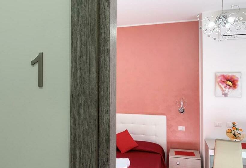 수피리어 트리플 룸, Le Falesie Di Castelluzzo