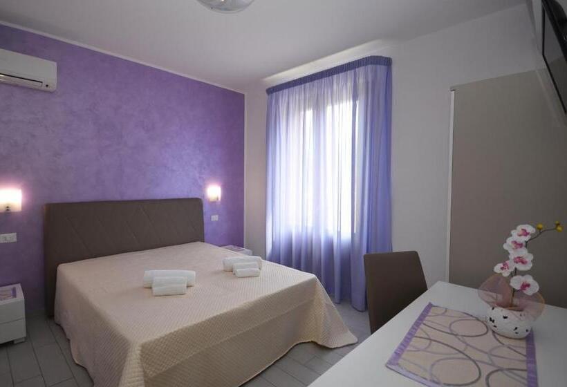 발코니 수피리어 룸, Le Falesie Di Castelluzzo