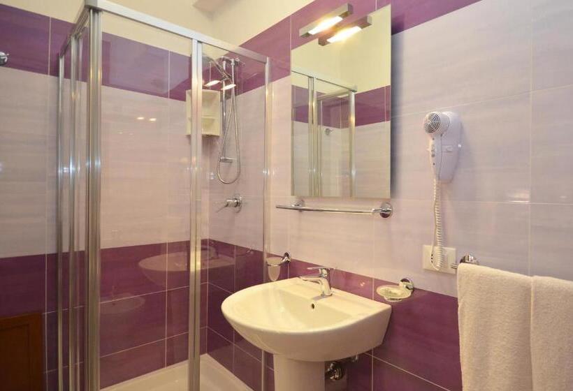 발코니 수피리어 룸, Le Falesie Di Castelluzzo