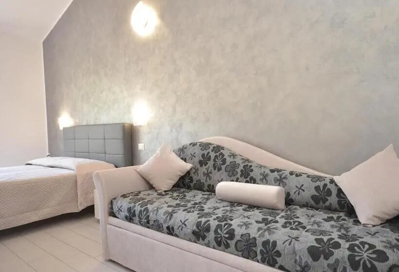 Deluxe-huone Parveke, Le Falesie Di Castelluzzo
