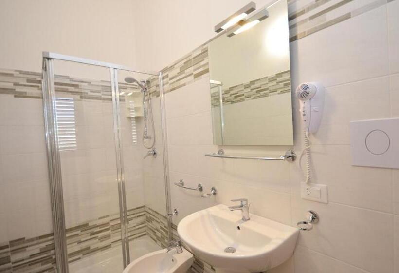 발코니 디럭스 룸, Le Falesie Di Castelluzzo