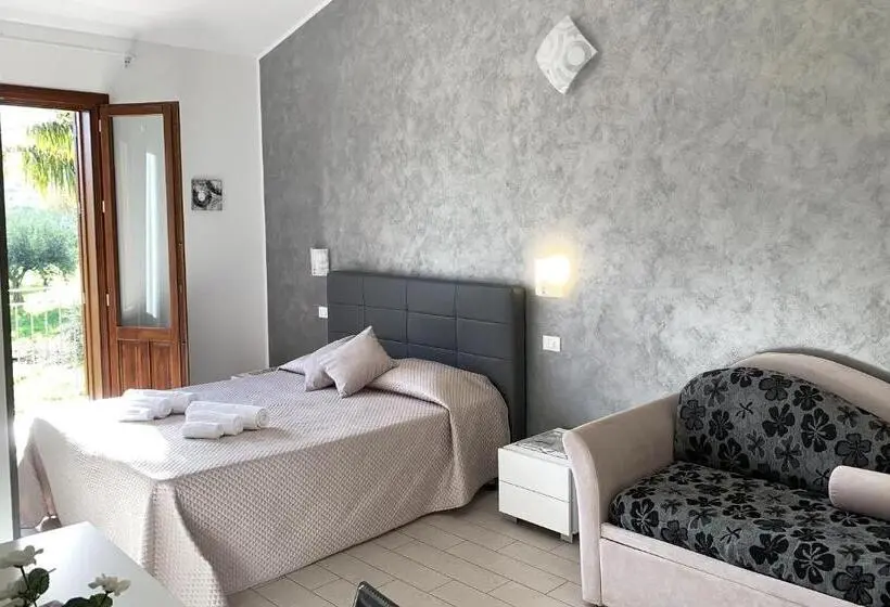 Deluxe-huone Parveke, Le Falesie Di Castelluzzo