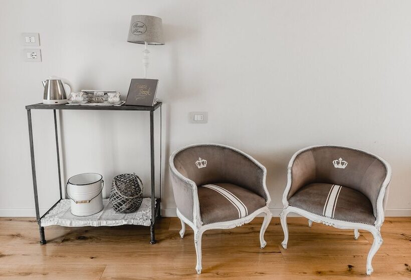 庭の見えるジュニアスイート, Tenuta Agriturismo La Borina