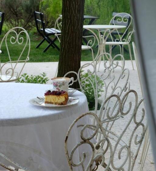 庭の見えるジュニアスイート, Tenuta Agriturismo La Borina