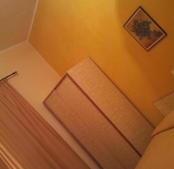 غرفة سوبيريور فردية, Albergo Tarsia