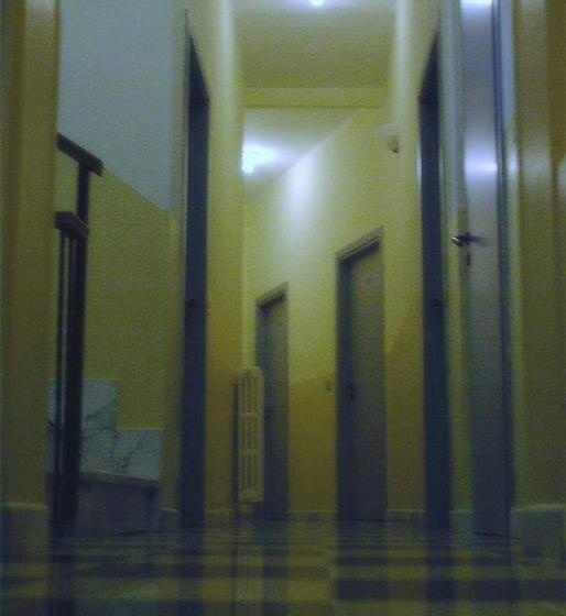 غرفة قياسية, Albergo Tarsia