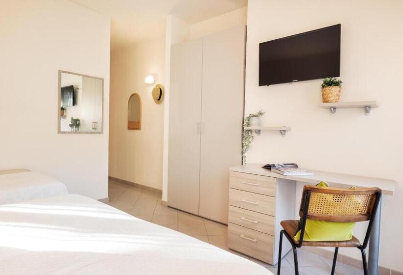 Quarto Triplo Estandar, Balaton