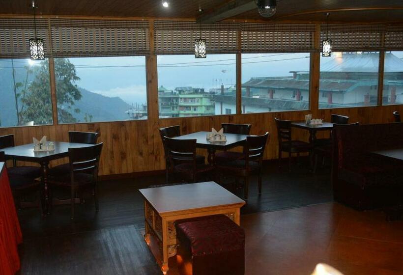 غرفة قياسية, Juniper Residency