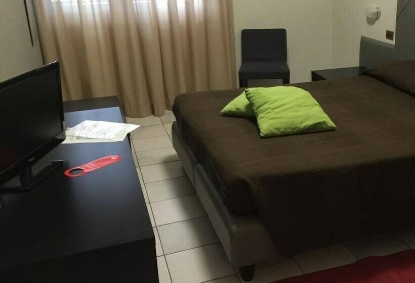 スタンダードルーム, Letizia