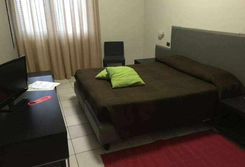 スタンダードルーム, Letizia