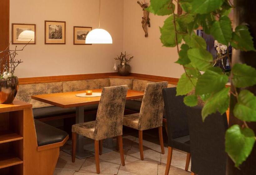 バルコニー付き１ベッドルームアパートメント, Tannerhof