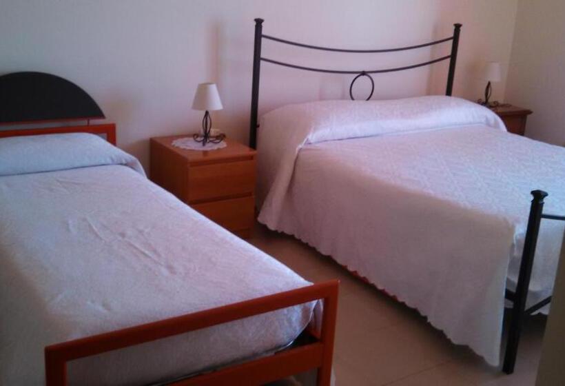 四人标准间, Joanne B&b