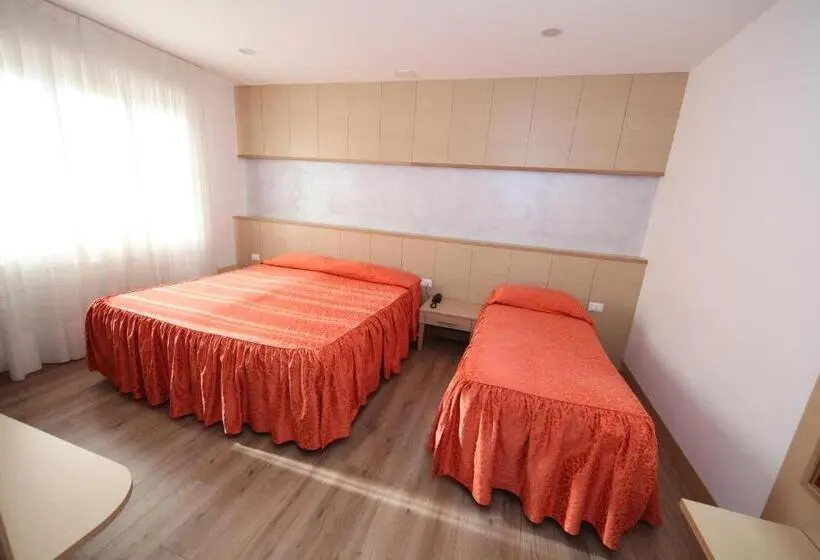 Standard Kolmen Hengen Huone, Al Benvenuto Hotel & Restaurant