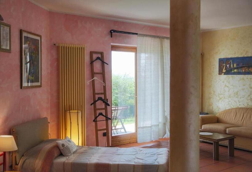 اتاق استاندارد, B&b Casa Degli Ulivi