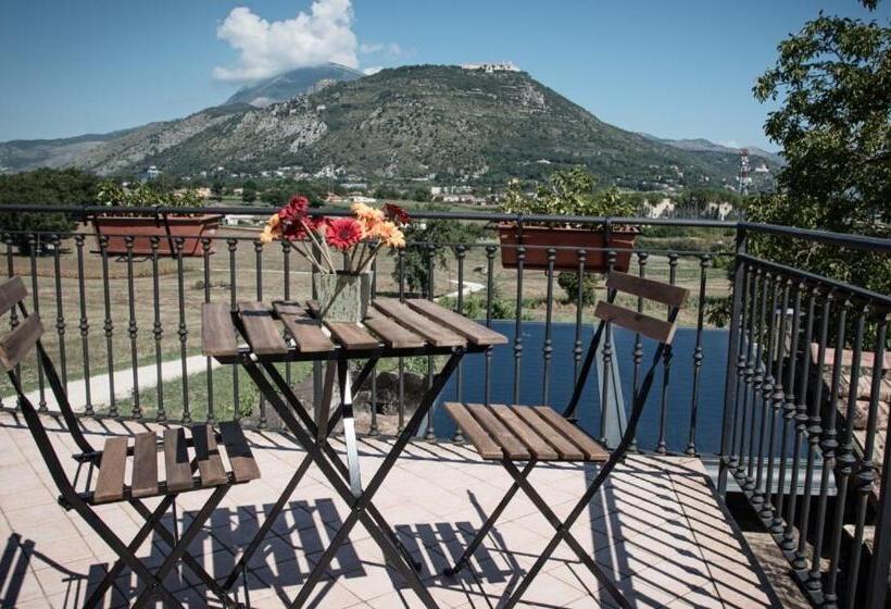 اتاق کلاسیک سه تخته, B&b Colle Cucchiara